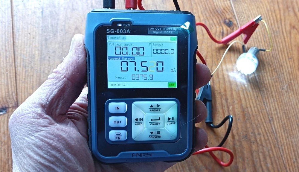 FNIRSI SG-003A Signal Generator - Elektor